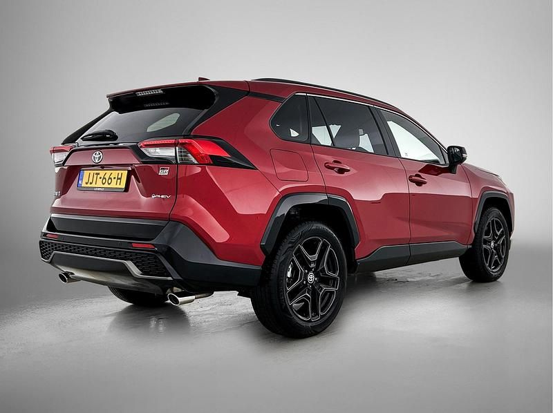 Occasion Toyota RAV4 Hybrid Sport 306 PK (225 kW) 2025 Rood SUV
