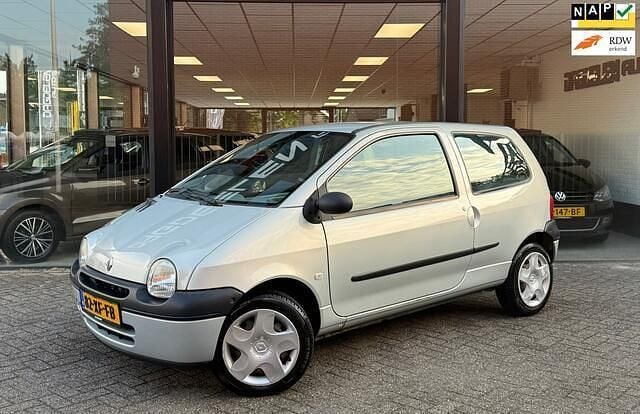 Grijs Gebruikt 2007 Renault Twingo Authentique Hatchback | € 1.740 (Eerlijke prijs) - Afbeelding 1/4