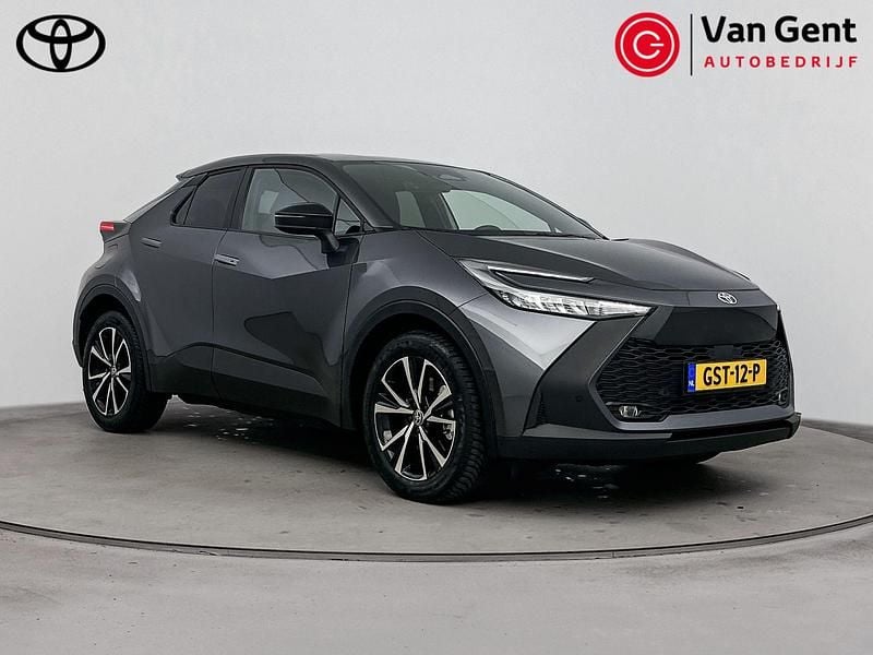 Grijs Occasion 2024 Toyota C-HR SUV | € 34.749 (Goede deal) - Afbeelding 1/4