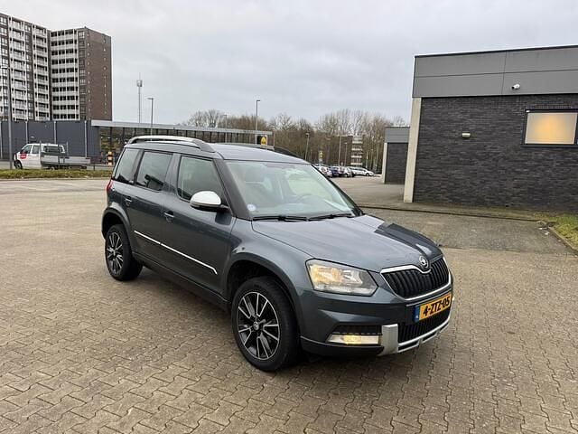 Occasion Skoda Yeti Outdoor Adventure 122 PK (89 kW) 2015 Grijs (metallic) SUV