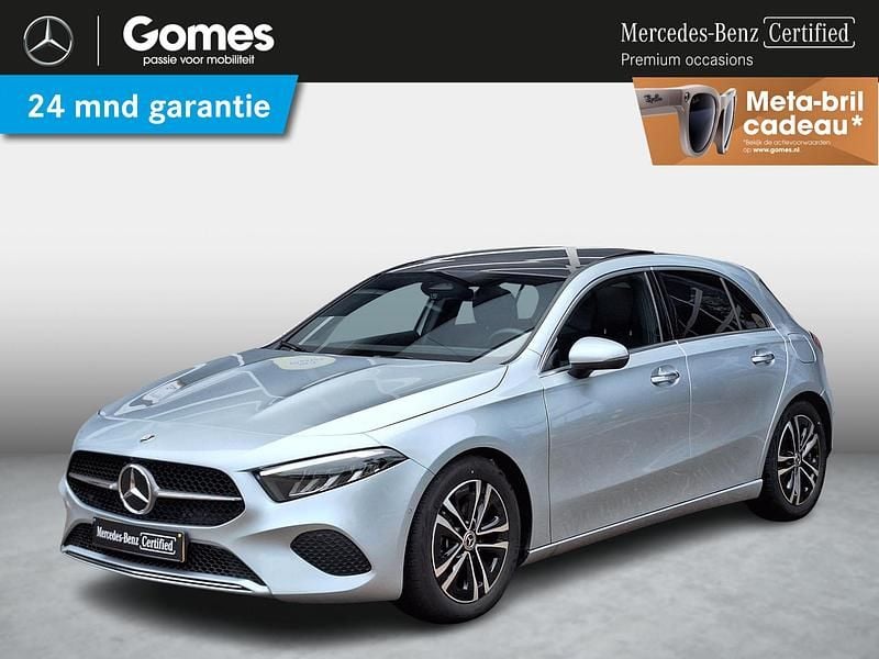 Zilver Gebruikt 2025 Mercedes A180 Luxury Hatchback | € 39.950 (Duur) - Afbeelding 1/4
