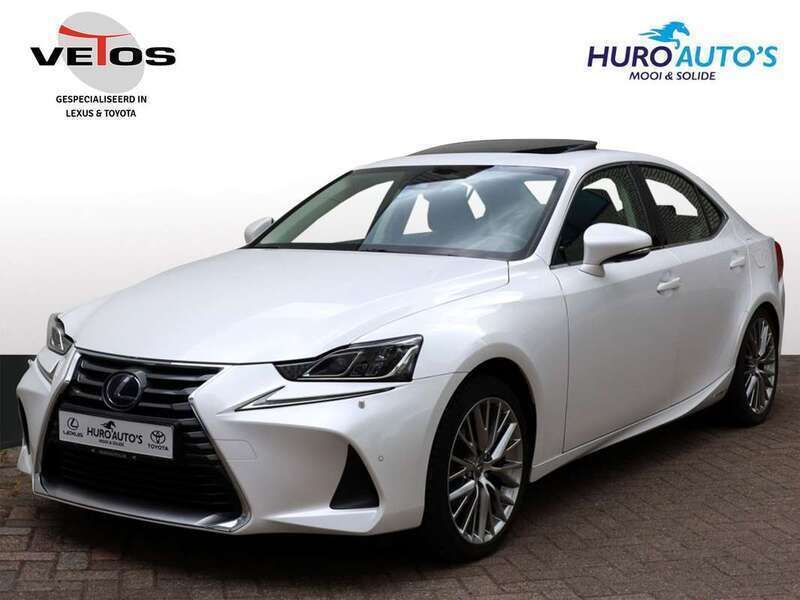 Wit Gebruikt 2016 Lexus IS300h Luxury Line Sedan | € 32.750 (Duur) - Afbeelding 1/4