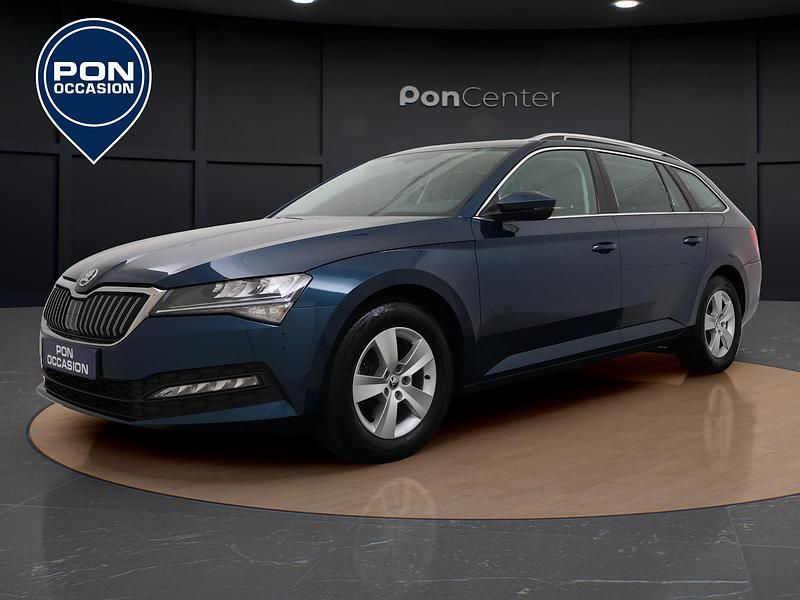 Blauw Gebruikt 2023 Skoda Superb Business Line Stationwagen | € 25.850 (Eerlijke prijs) - Afbeelding 1/3