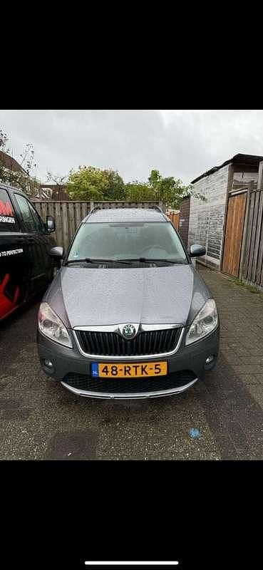 Occasion Skoda Octavia Ambition 105 PK (77 kW) 2011 Zwart Stationwagen