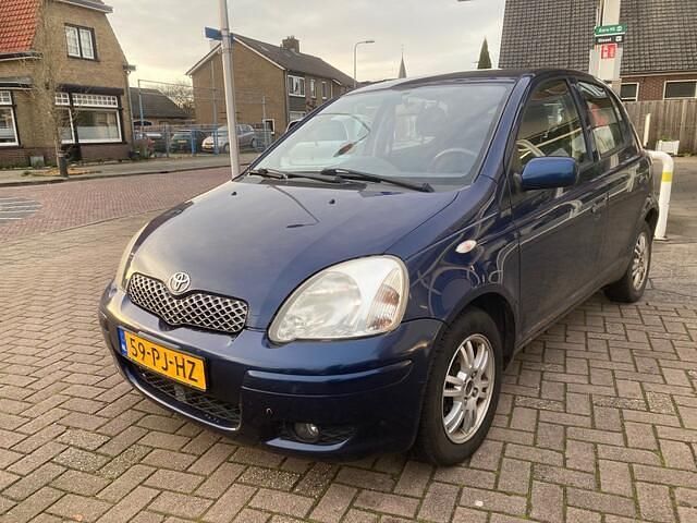 Occasion Toyota Yaris BlueLine 87 PK (63 kW) 2004 Blauw (metallic) Hatchback