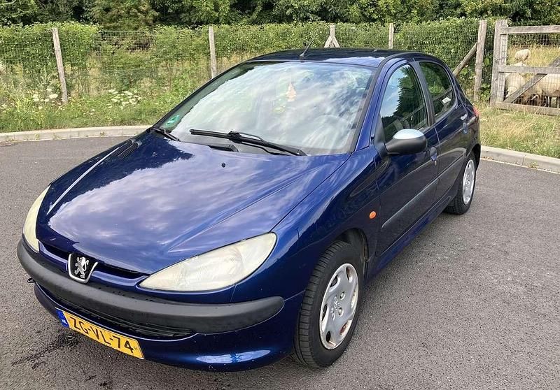 Blauw Gebruikt 1999 Peugeot 206 Hatchback | € 700 (Goede deal) - Afbeelding 1/4