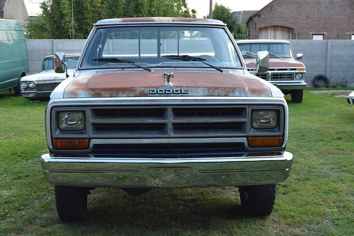 Gebruikt 1987 Dodge Ram Pickup | € 10.950 - Afbeelding 1/4