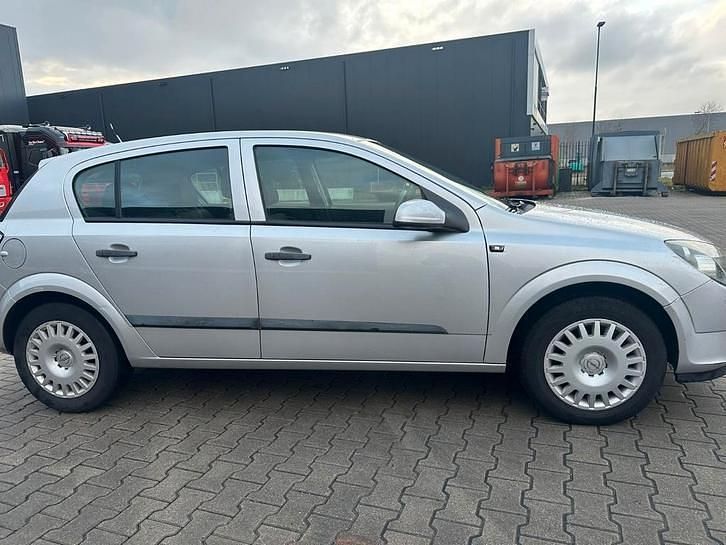 Occasion Opel Astra 89 PK (65 kW) 2004