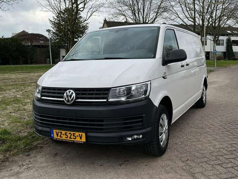 Wit Gebruikt 2016 VW T6 Van | € 15.000 (Goede deal) - Afbeelding 1/4