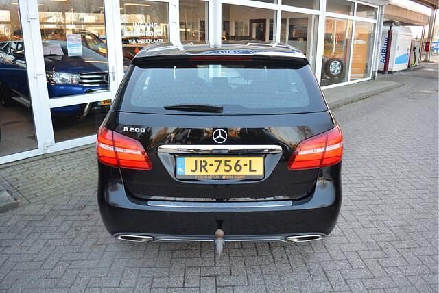 Occasion Mercedes B200 Prestige 156 PK (114 kW) 2016 Zwart (metallic) MPV