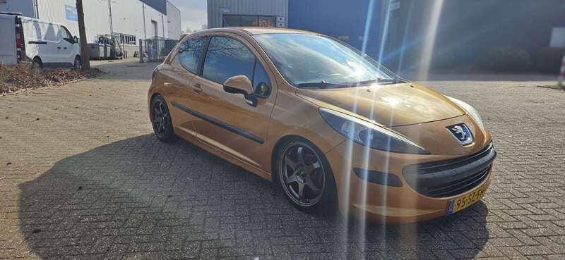 Gebruikt 2006 Peugeot 207 Sport Sedan | € 1.800 (Eerlijke prijs) - Afbeelding 1/4