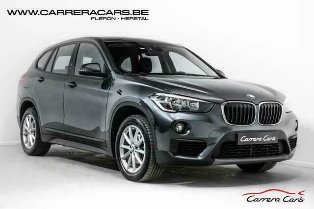 Grijs Gebruikt 2017 BMW X1 Sport Line SUV | € 17.990 - Afbeelding 1/4