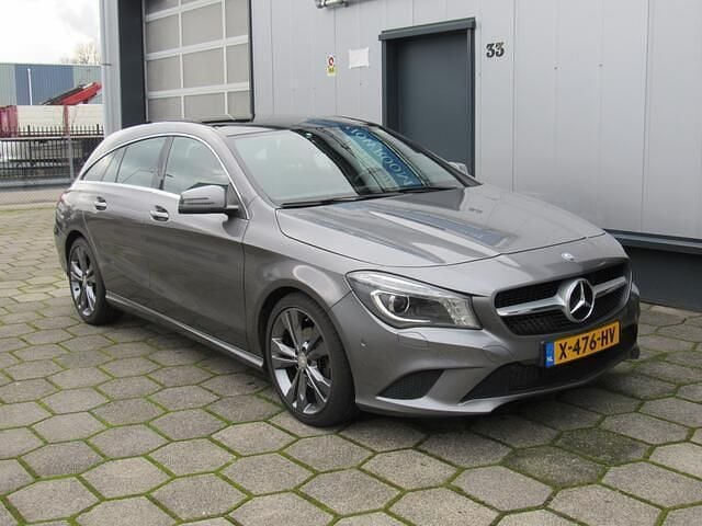 Grijs Gebruikt 2016 Mercedes CLA200 Shooting Brake OrangeArt Edition Stationwagen | € 16.750 (Goede deal) - Afbeelding 1/4