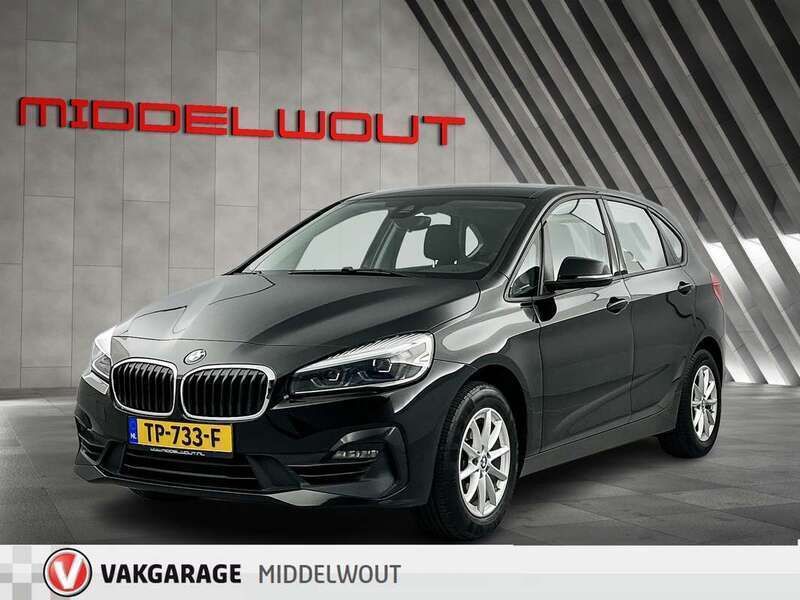 Zwart Gebruikt 2018 BMW 216 Active Tourer Shadowline MPV | € 16.950 (Eerlijke prijs) - Afbeelding 1/4