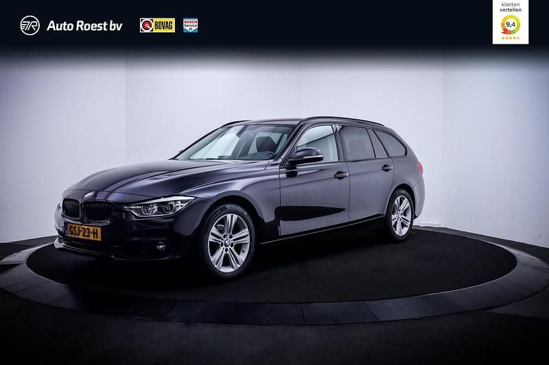 Zwart Gebruikt 2018 BMW 320 Executive Stationwagen | € 21.125 (Goede deal) - Afbeelding 1/4