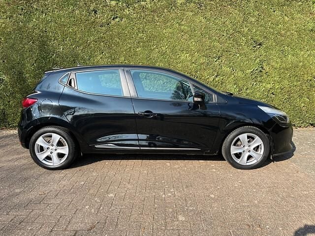 Occasion Renault Clio IV Zen 90 PK (66 kW) 2013 Zwart Hatchback