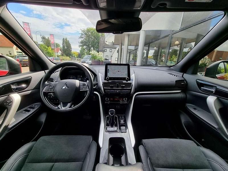 Occasion Mitsubishi Eclipse Cross Intense+ 275 PK (202 kW) 2022 Rood SUV