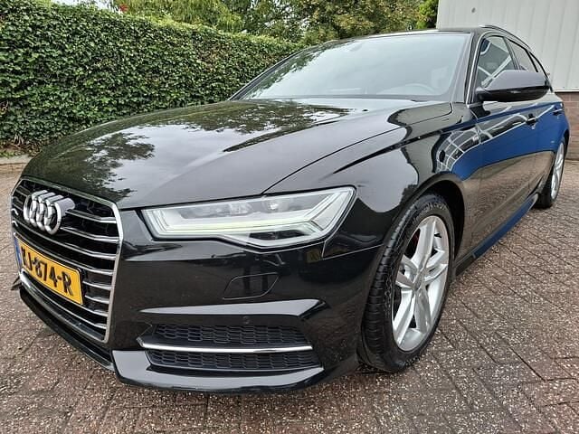 Bruin, metallic lak Gebruikt 2016 Audi A6 Sport Stationwagen | € 17.950 (Super prijs) - Afbeelding 1/4