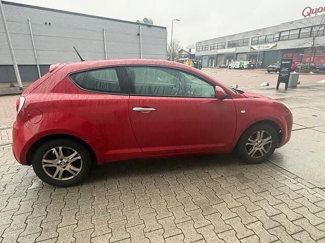 Occasion Alfa Romeo MiTo Distinctive 95 PK (69 kW) 2010 Rood Hatchback