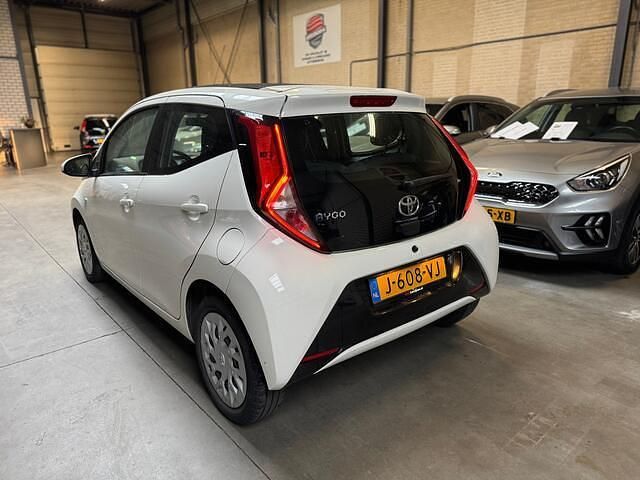 Occasion Toyota Aygo X-play 72 PK (52 kW) 2020 Wit Hatchback