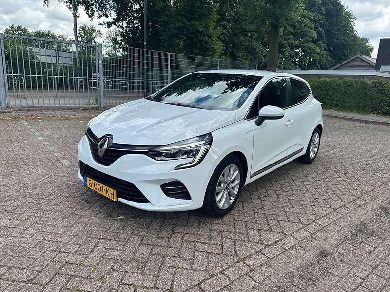 Wit Gebruikt 2019 Renault Clio IV Intens Hatchback | € 11.750 (Eerlijke prijs) - Afbeelding 1/4