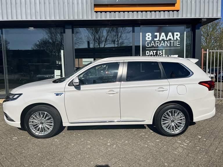 Occasion Mitsubishi Outlander P-HEV 2019 Licht wit parelmoer SUV