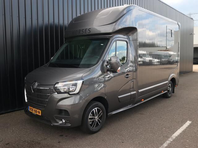 Grijs Gebruikt 2023 Renault Master Van | € 83.850 - Afbeelding 1/4