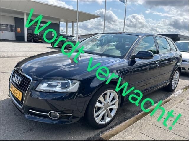 Blauw Gebruikt 2012 Audi A3 Hatchback | € 7.250 (Eerlijke prijs) - Afbeelding 1/4