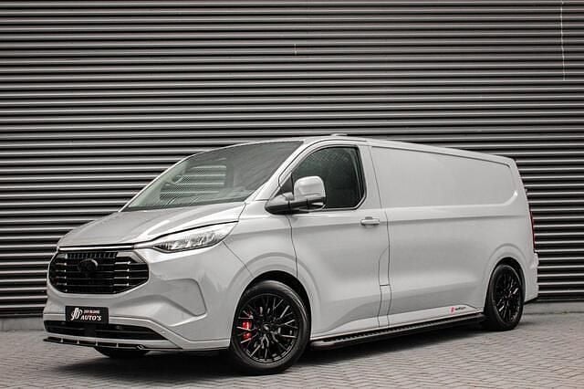 Grijs Nieuw 2025 Ford E-Transit Limited Van | € 46.945 (Goede deal) - Afbeelding 1/4