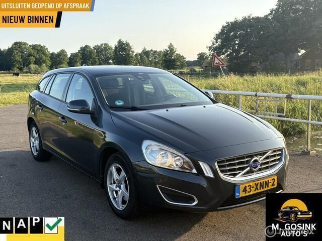 Grijs Gebruikt 2013 Volvo V60 Kinetic Stationwagen | € 6.799 (Goede deal) - Afbeelding 1/4