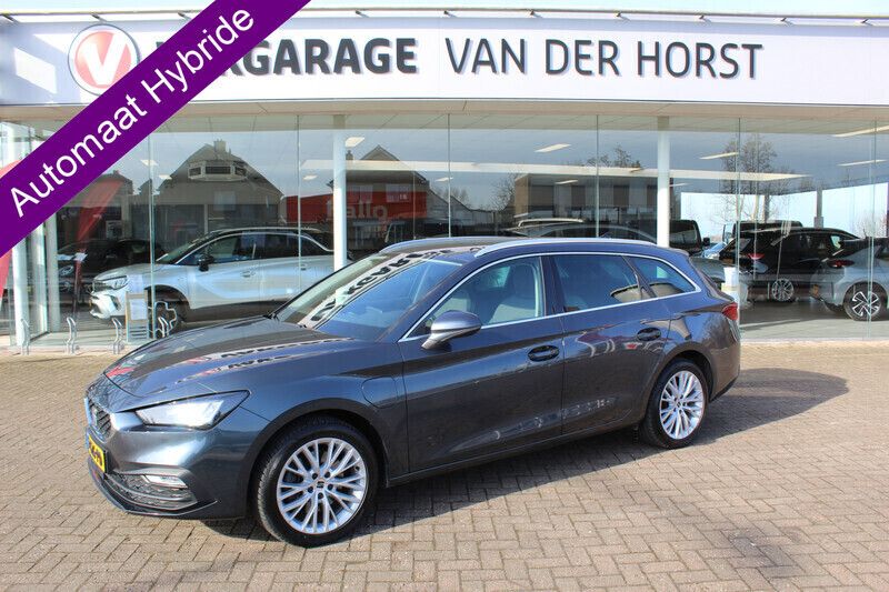 Grijs Gebruikt 2021 Seat Leon Business Stationwagen | € 23.440 (Eerlijke prijs) - Afbeelding 1/4
