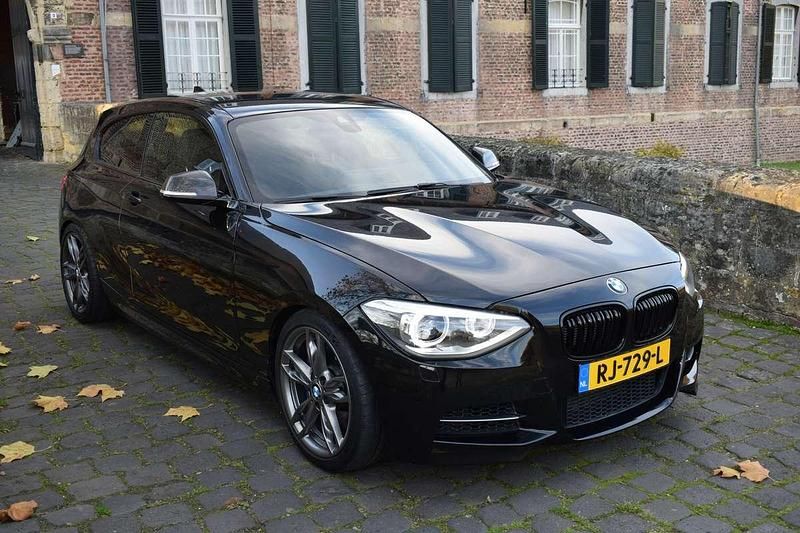 Occasion BMW M135 Executive 320 PK (235 kW) 2014 Zwart Hatchback