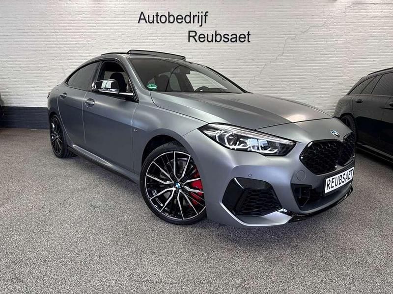 Grijs Gebruikt 2022 BMW M235 Sedan | € 44.995 (Super prijs) - Afbeelding 1/4