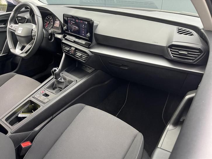 Occasion Seat Leon Reference 90 PK (66 kW) 2023 Blauw Hatchback