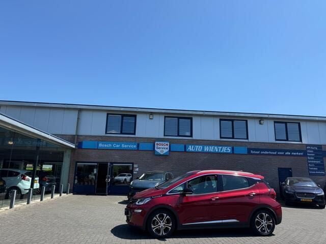 Rood Gebruikt 2018 Opel Ampera Executive Hatchback | € 11.950 (Eerlijke prijs) - Afbeelding 1/4