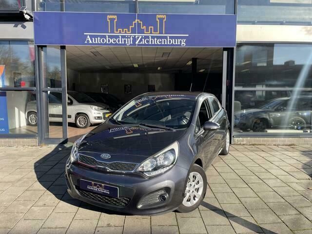 Grijs Gebruikt 2012 Kia Rio Hatchback | € 6.749 (Iets duurder) - Afbeelding 1/4
