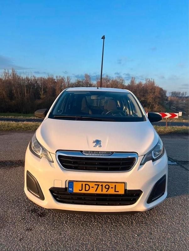 Occasion Peugeot 108 Access 69 PK (50 kW) 2016 Wit Hatchback