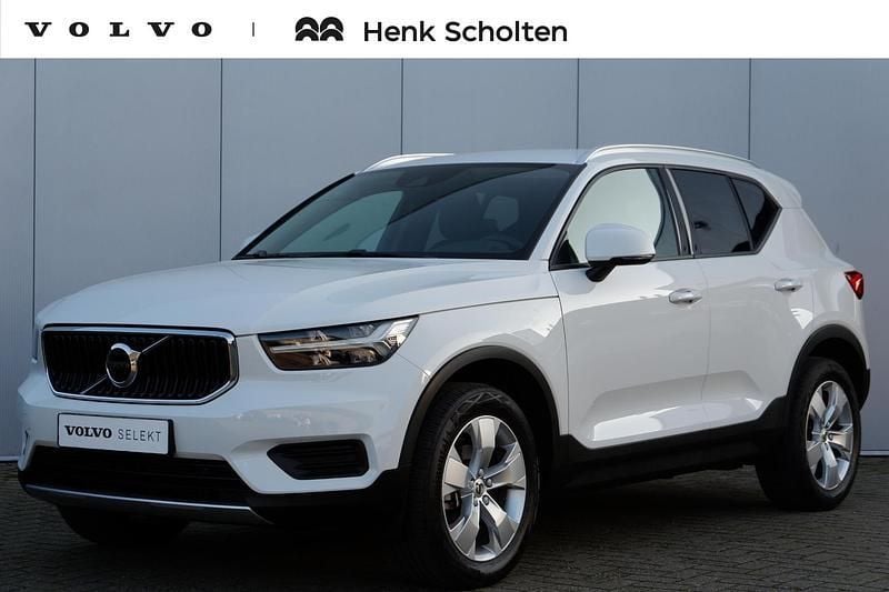 Wit Gebruikt 2021 Volvo XC40 Momentum SUV | € 26.750 (Super prijs) - Afbeelding 1/4