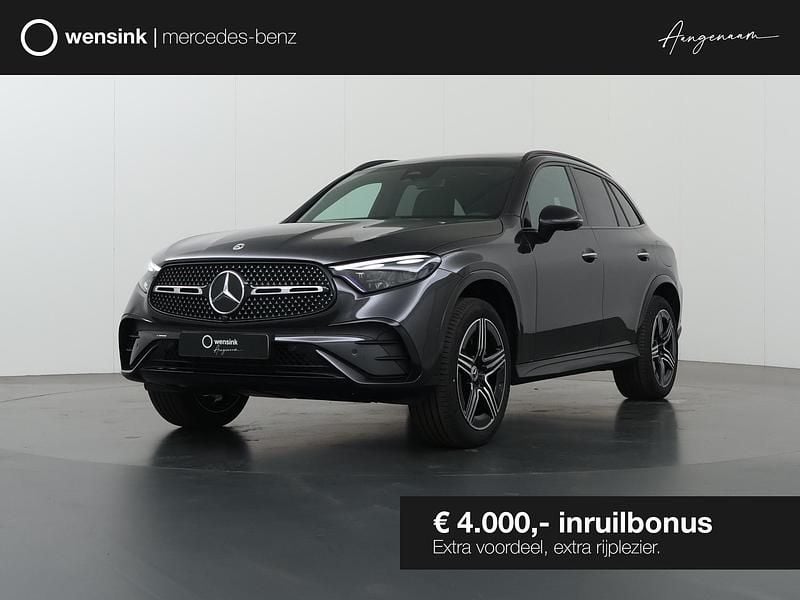 Grijs, metallic lak Nieuw 2025 Mercedes GLC400d Sport Edition SUV | € 79.950 (Super prijs) - Afbeelding 1/4