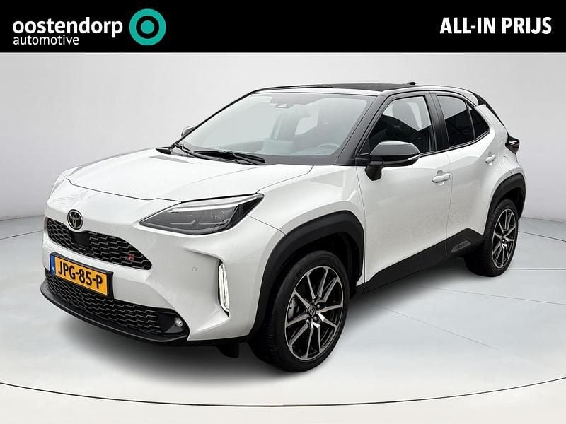 Grijs Occasion 2025 Toyota Yaris Cross Sport SUV | € 29.900 (Goede deal) - Afbeelding 1/4