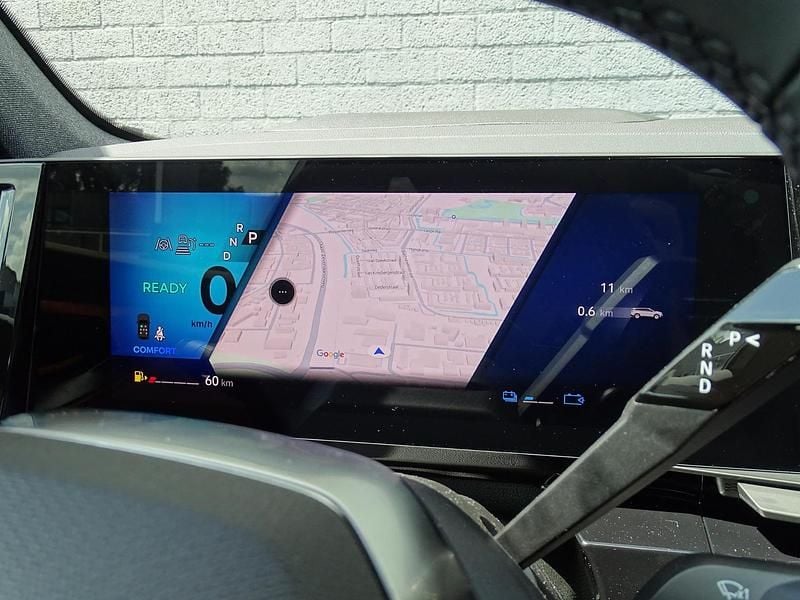 Nieuw Renault Espace Iconic 2025 Grijs SUV