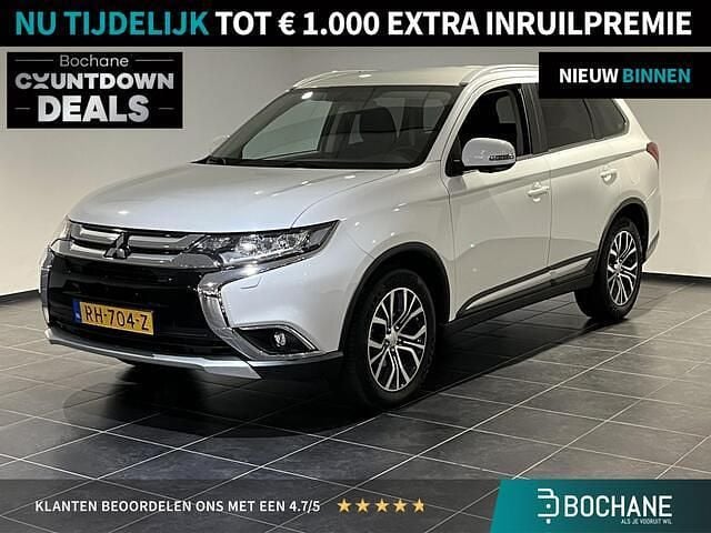 Wit Gebruikt 2017 Mitsubishi Outlander SUV | € 17.250 (Eerlijke prijs) - Afbeelding 1/4