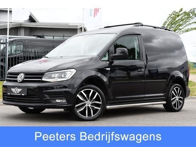 Zwart Gebruikt 2019 VW Caddy Highline MPV | € 17.995 (Eerlijke prijs) - Afbeelding 1/4