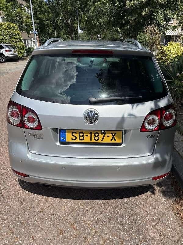 Gebruikt 2012 VW Golf VII Trendline Sedan | € 4.850 (Goede deal) - Afbeelding 1/4