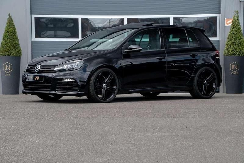 Zwart Gebruikt 2011 VW Golf VI R Hatchback | € 15.950 (Duur) - Afbeelding 1/4