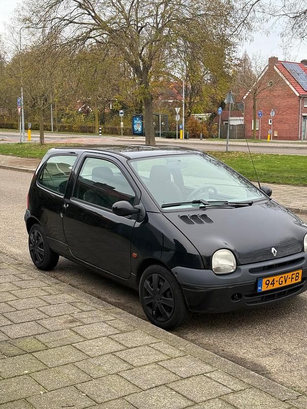 Zwart Occasion 2001 Renault Twingo Expression Hatchback | € 1.500 (Eerlijke prijs) - Afbeelding 1/4