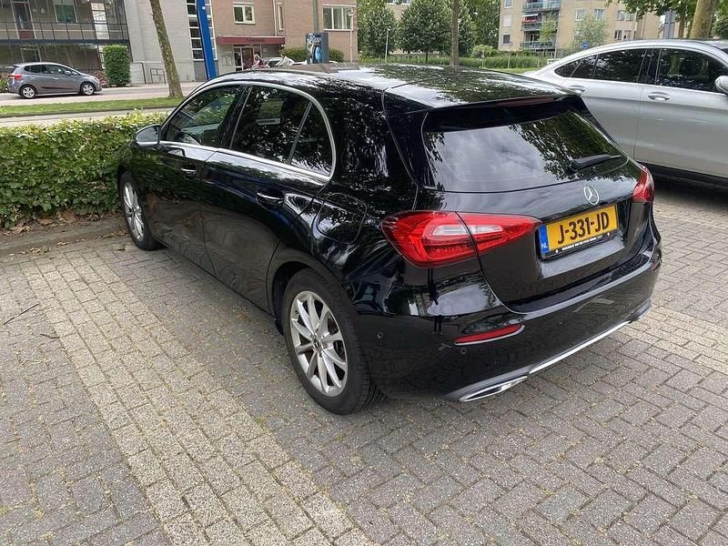 Zwart Gebruikt 2019 Mercedes A200 AMG Stationwagen | € 21.000 (Eerlijke prijs) - Afbeelding 1/4