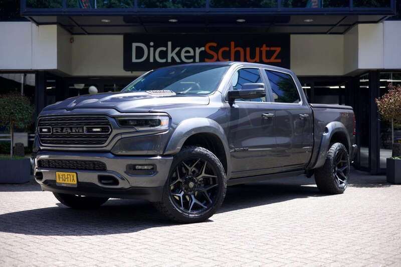 Grijs Gebruikt 2024 Dodge Ram Limited Pickup | € 76.900 (Iets duurder) - Afbeelding 1/4