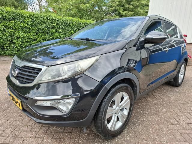 Zwart Gebruikt 2010 Kia Sportage Plus SUV | € 8.250 (Goede deal) - Afbeelding 1/4