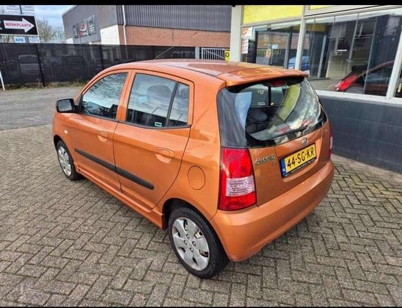 Gebruikt 2006 Kia Picanto LX Hatchback | € 1.500 (Goede deal) - Afbeelding 1/4